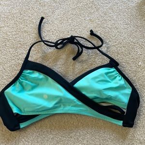 Turquoise and black Victoria’s  secret-pink wrap top